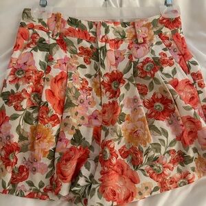 Mango Floral Pleated Linen Short